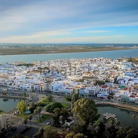 Vistas Al Guadiana, A 10 Minutos De La Playa Holiday home
